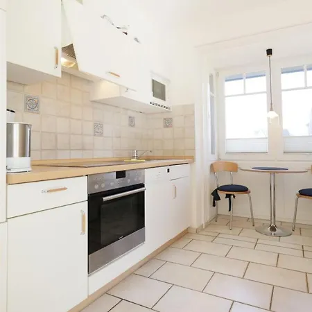 Endhaus Seemoewe شقة